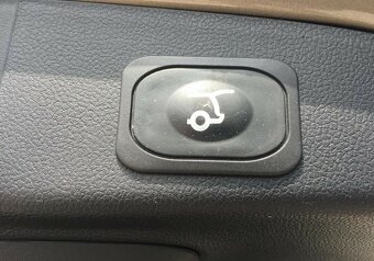 Ford Focus Combi 1,5 TDi, 88 kW, head-up display - 17