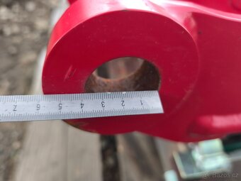 Naklápěcí rychloupínák pro 2-3t bagr - 17