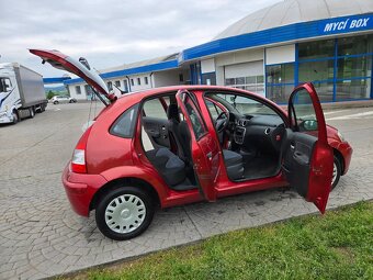 CITROEN C3 1,4 i NAJETO POUZE 83 tis.km REZERVACE - 17