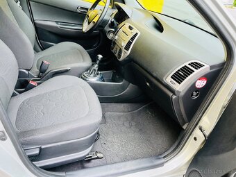 HYUNDAI i 20 1.2 i BENZÍN 57 kW NAJETO JEN 92 TIS KM - 17