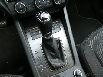 Škoda Octavia 2.0 135 kW 4x4 DSG Scout, ČR - 17