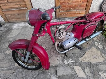 ČZ 175 Deluxe rok1969 - 17