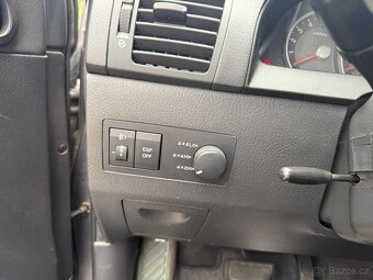 Kia Sorento 2.5CRDi 125kw Automat Tažné 3.5t - 17