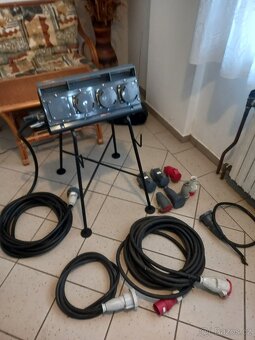 Rozvaděč 6x380V-32A TOP - 17