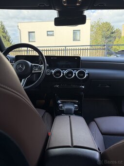 Mercedes-Benz A180 - 17