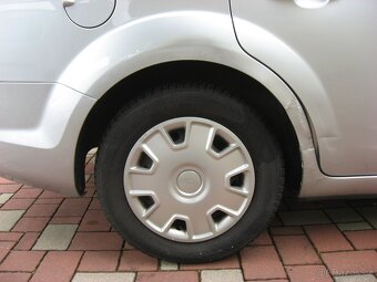 Ford Focus 1.6i 100PS Kombi Trend - 17