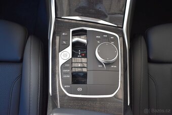 BMW 320d xDrive NEZÁVISLÉ TOPENÍ DPH ČR 1.MAJITEL - 17
