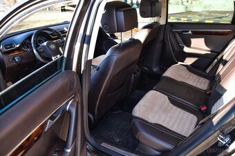 Volkswagen Passat Variant 2.0 TDI BMT Highline DSG - 17