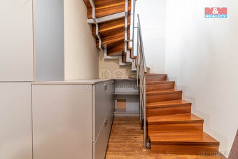 Prodej bytu 3+kk, 160 m², Praha, ul. Spinozova - 17