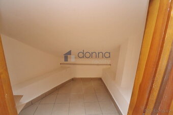 Pronájem podkrovního bytu 3+kk, 140m², ul. Palackého, Praha  - 17