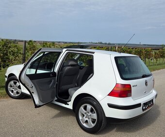 Volkswagen Golf 1.9 TDI 66KW/90 koní - 17