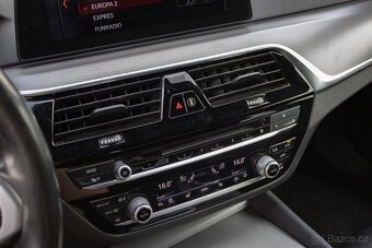 BMW Rad 5 Touring 530d xDrive A/T aj na splátky - 17