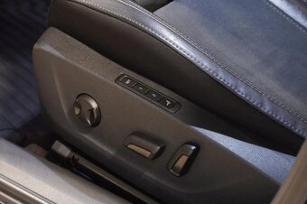 Škoda Octavia, 2.0TDI,SCOUT,4X4,ČR,DPH,TAŽNÉ - 17