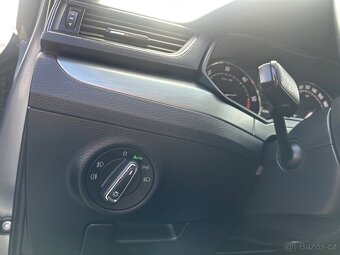 Škoda Superb 2.0TDi SMARTLINK, PO SERVISU - 17