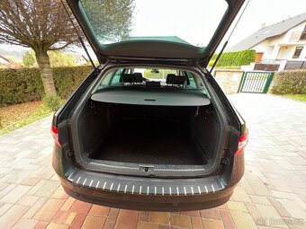 ŠKODA Superb 2.0 TDI 4x4 Ambition, 2019, TOP výbava - 17