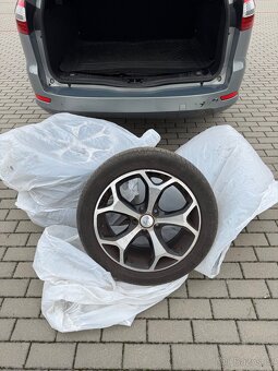 Ford Mondeo 1.8 TDCi - 17