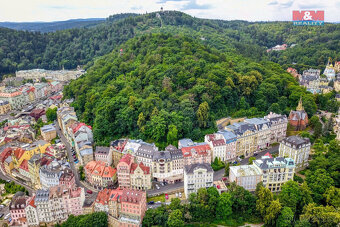Prodej bytu 5+1, 365 m², Karlovy Vary, ul. Zámecký vrch - 17