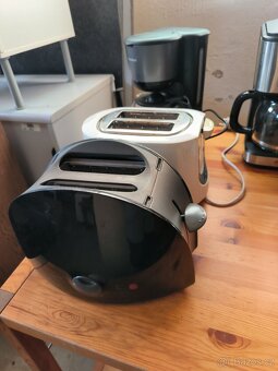 Bytový nábytek, pračka, postele , gauče , stolky , televize - 17