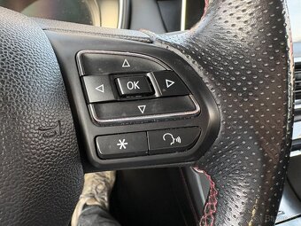 MG eHS 1,5 TGi Carplay,DPH, ACC - 17