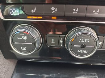 VW Passat B8 Variant Highline 2.0TDI 140kW Webasto Tažné ACC - 17