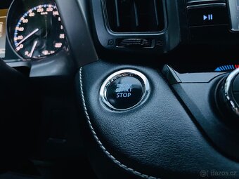 Toyota Rav4 2.0D 105KW MANUÁL 1.MAJITEL KAMERA TAŽNÉ - 17