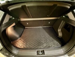 HYUNDAI KONA EV ELEKTRIC 100Kw 1 MAJITEL KAMERA - 17