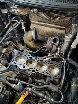 VW Golf 4 variant 1.8t - 17