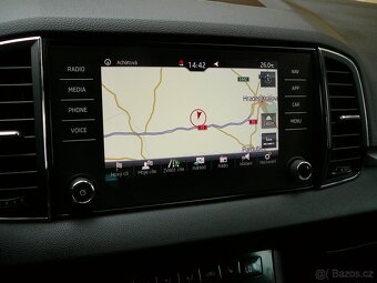 ŠKODA KAROQ 2.0 TDI 110KW 4x4 FULLLED NAV FRONT OPCPARK - 17