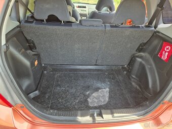 Honda Jazz 1.3 57kW + plus zimní pneu - 17