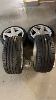 Bmw E30 V8 - Rezervace - 17