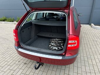 Škoda OCTAVIA II Combi 1.6 FSI 85kW, 2006, ELEGANCE, TAŽNÉ - 17