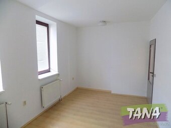 Prodej rodinné domy, 180 m2 - Dvůr Králové nad Labem - 17