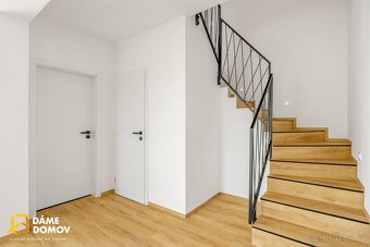 Prodej novostavby rodinného domu 4+kk (130 m2)  na pozemku 5 - 17