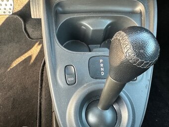 Smart Fortwo EQ Elektro 22kw NAVIGACE  DPH - 17
