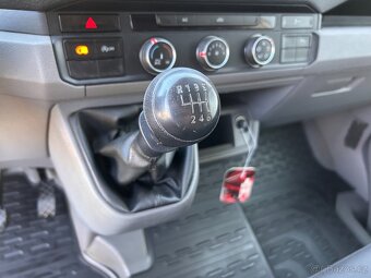 Volkswagen Crafter 2.0 TDI 110kW,L4H3,1.MAJITEL,ČR,CHLAĎÁK - 17