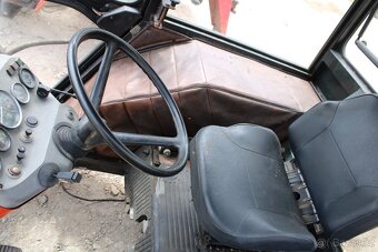 Zetor 7745 kabina kompletní pěkný stav - 17