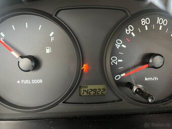 Prodám Kia Picanto 1.0, 45 kW, benzín, r.v. 2006 – po servis - 17