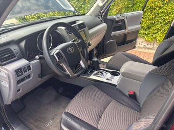 Toyota 4 Runner bez koroze, 7 míst, odpis DPH - 17