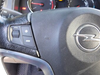 Opel Antara 2.0 CDTi 4x4,,výbava COSMO,,PĚKNÁ - 17