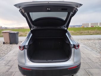 Mazda CX-30 Comfort+ 2,0 90 kW-Top, servis, Záruka do 2028 - 17