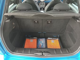 Mini Cooper S 1,6 i,128kw,R56,AUT,XENON,PANO - 17
