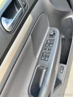 Volkswagen Golf,  2,0 TDi Ojeté, 2009, - 17