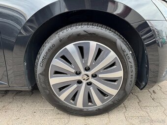 Škoda Superb 3 2.0TDI 147kW DSG Tažné ACC Kamera Keyless DAB - 17