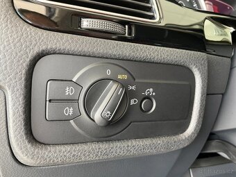Volkswagen Touareg 3,0TDI V6 4Motion Kůže - 17