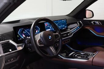 BMW X7, 40D,M-PAKET,HUD,TAŽNÉ,ČR.1.MAJ - 17