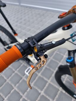 Downhill kolo YT Industries Tues CF Pro Race Carbon 27.5" - 17