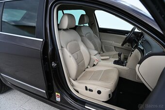 Škoda Superb 2.0TDI 125KW Laurin Klement 14 - 17