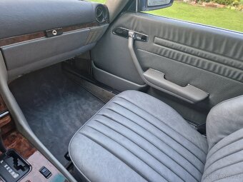 Mercedes SL 560 Bez koroze - 17