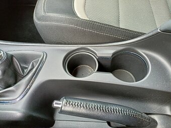 Kia Ceed 1.6GDi, 99kW, Exclusive, Nové ČR - 17