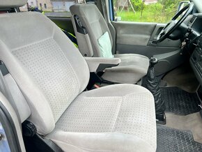 Volkswagen Caravelle, 2,5 Tdi 111 Kw, pěkný stav. - 17